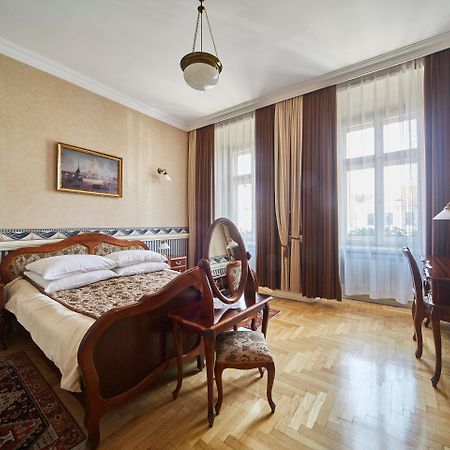 Pollera Otel Krasków Dış mekan fotoğraf